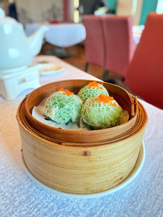 銅鑼灣望住靚靚維港飲茶🫖🤩