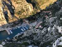 Calanques Majesty: Nature's Coastal Splendor