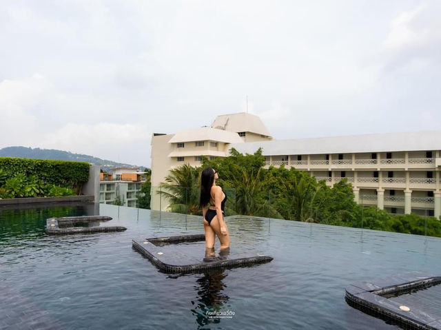 Hotel Indigo Phuket Patong โรงแรมหรู 5 ดาว