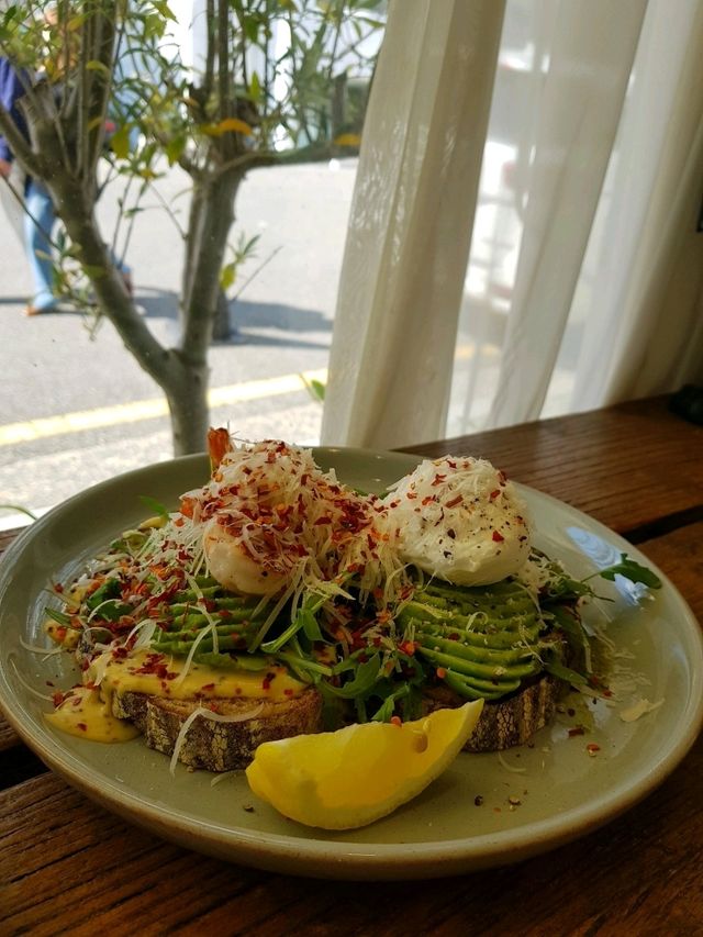 해리단길의 대표 브런치맛집, 프라한