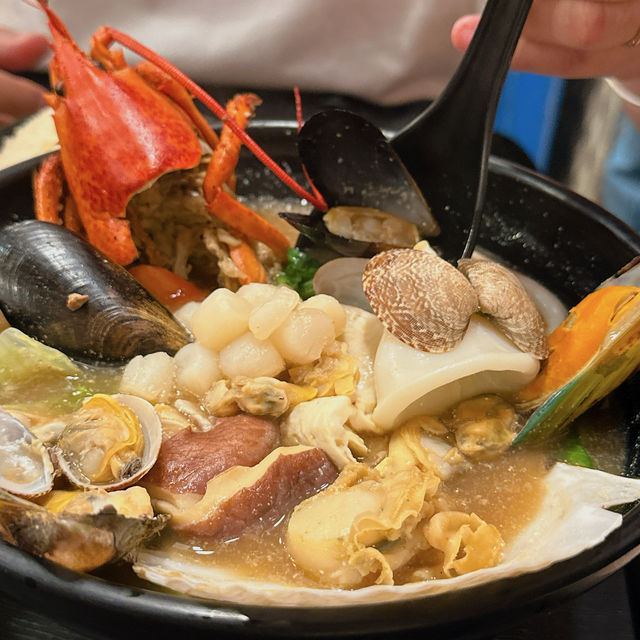 油麻地有間勁足料的泡飯