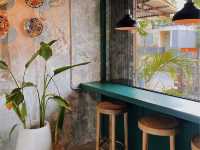 UMA OMA CAFE