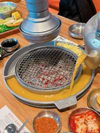 講起深圳烤活鰻魚專門店，最近試咗🌟姜虎東白丁烤肉🌟餐廳裝修走韓風路線🇰🇷搭配埋另一主打烤肉🍖🍗食物夠哂豐富，即刻介紹俾大家👏🏻👏🏻