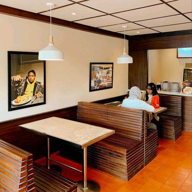 FUNKYDAK YOGYAKARTA | AMERICAN DINER CONCEPT IN YOGYAKARTA
