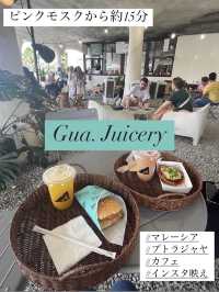 【Gua. Juicery】海辺の洞窟のようなカフェ