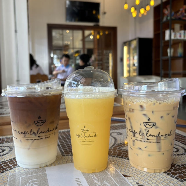 Cafe ใกล้ๆ พญาศรีสัตตนาคราช นครพนม 🐲