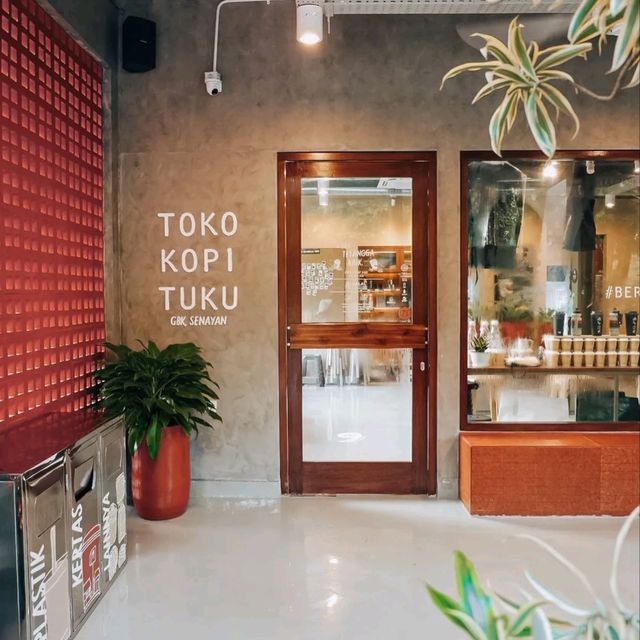 TOKO KOPI TUKU
