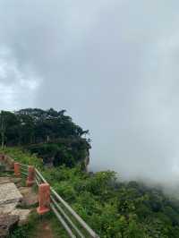 อุทยานแห่งชาติเขาพระวิหาร | ศรีสะเกษ ⛰️🌧️🌳🪨