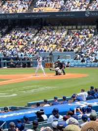 ドジャースタジアムで野球観戦
