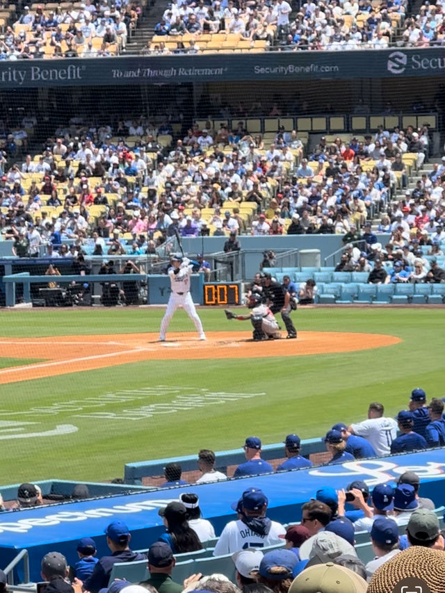 ドジャースタジアムで野球観戦