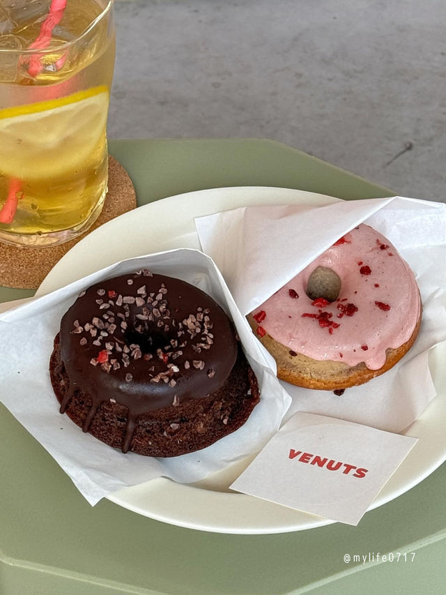 ヘルシーなのに大満足🍩⸝⸝  ノンフライ&ヴィーガンドーナツ専門店