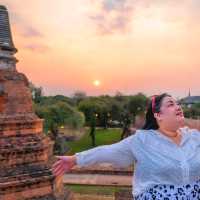 เที่ยวพระปรางค์เก่าแก่ อยุธยา 