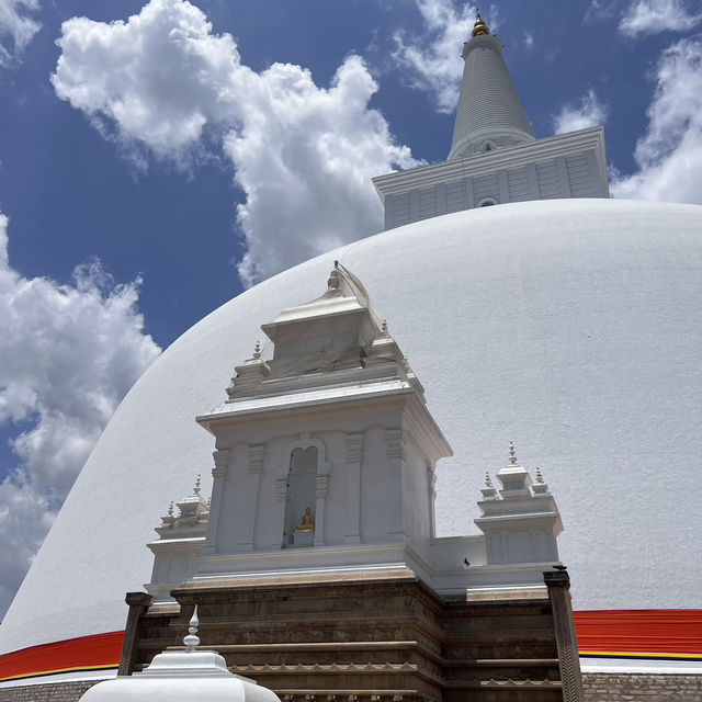 Beautiful and Cultural Anuradhapura, Sri Lanka 🇱🇰