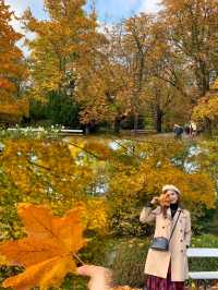 A Perfect Fall Afternoon at Ujazdowski Park