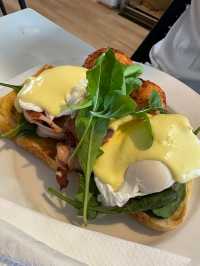 🇦🇺 Delicious food and coffee served in a family-owned cafe in Chermside, Queensland, Australia