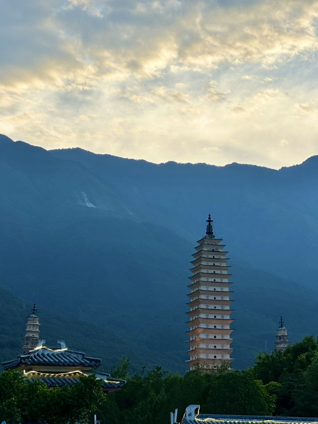 A Taste of Tradition: Exploring Dali Ancient Town Through Local Flavors