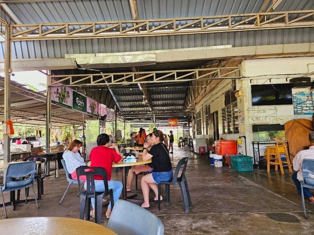 Eat like a local, where nice food hidden in a small corner at Balik Pulau
