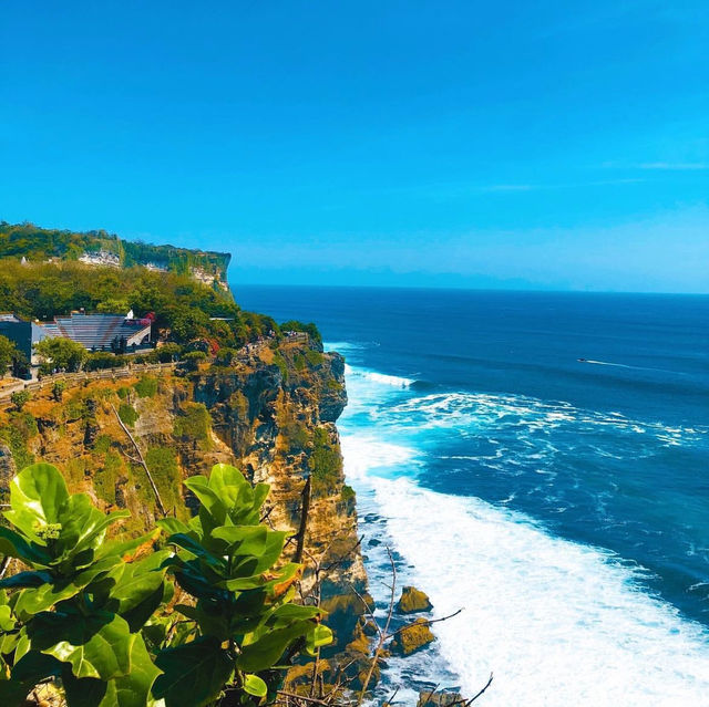 Uluwatu Temple บาหลี
