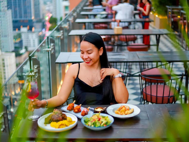 Skyview Hotel Bangkok โรงแรมสุดหรูใกล้ BTS
