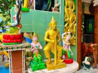 สักการะพระราหูวัดขุนจันทร์