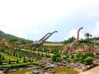 เที่ยวชมสวนไดโนเสาร์ที่สวนนงนุช