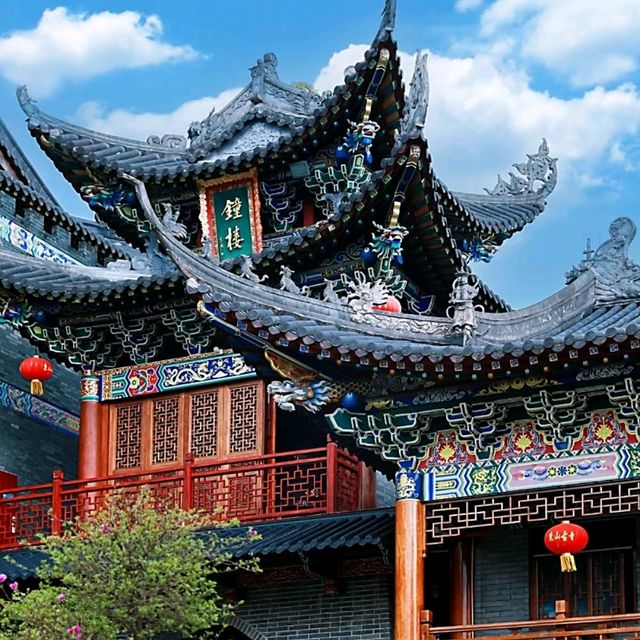 十月星期六早上來到：深圳東山寺
