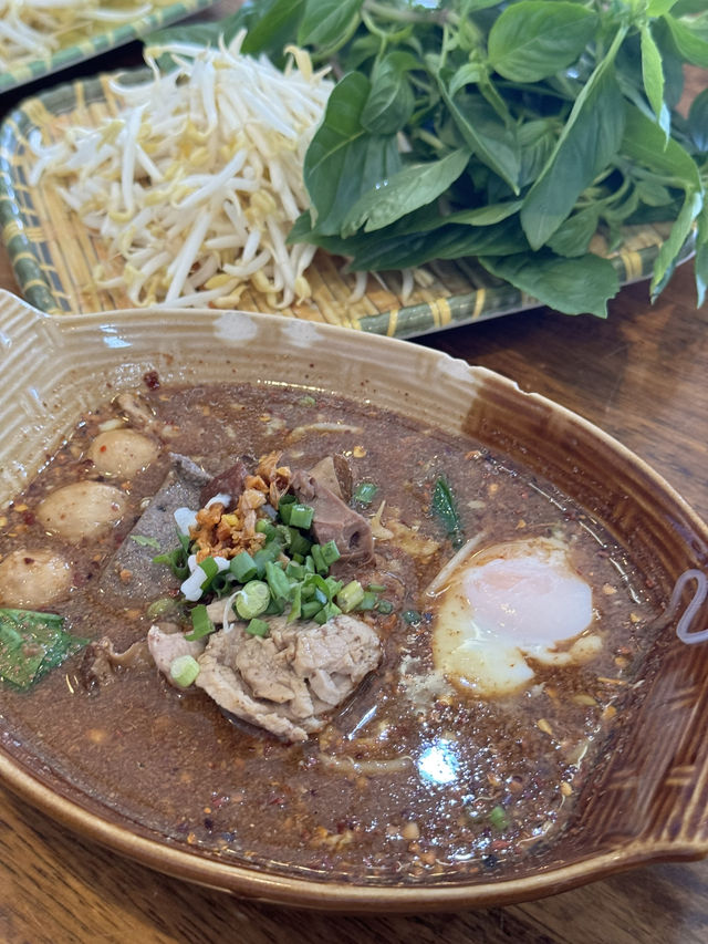 🍜ร้านอร่อย ก๋วยเตี๋ยวเน้นเครื่อง