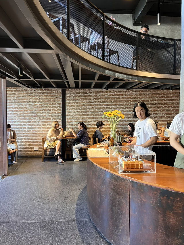 3대 커피를 안먹어볼 수는 없죠? '아카아마 프라싱'🇹🇭