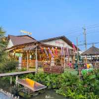 Na Pathum Cafe