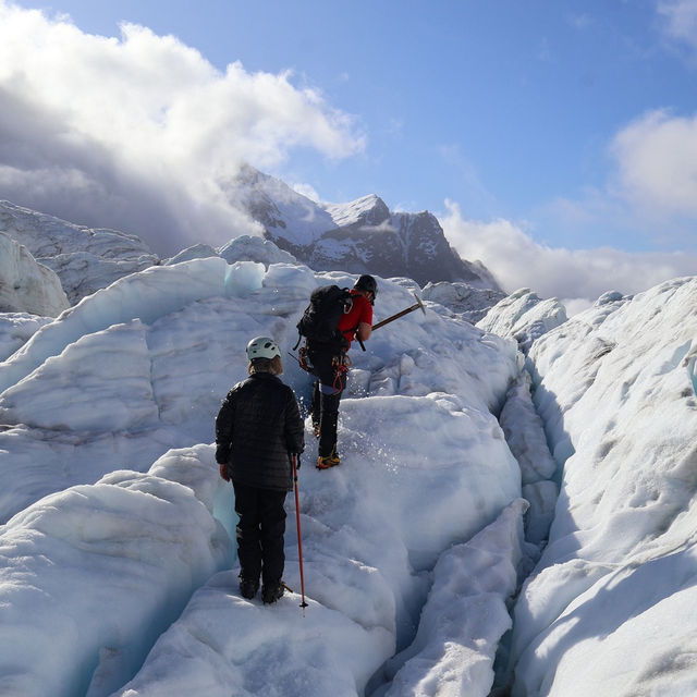 Icy Wonders: Hiking the Franz Josef Glacier 🏔️❄️