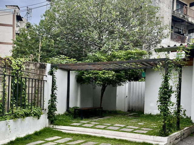 ใต้ถุนบ้าน 带福办 • เชียงใหม่ 