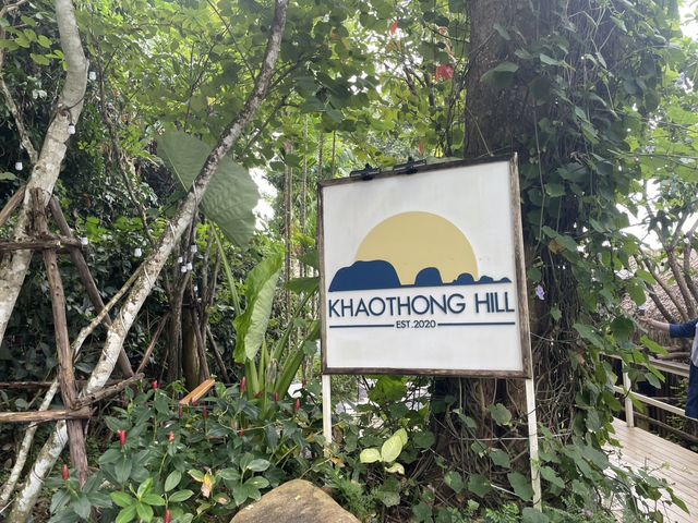 Khaothong Hill Cafe & Restaurant 