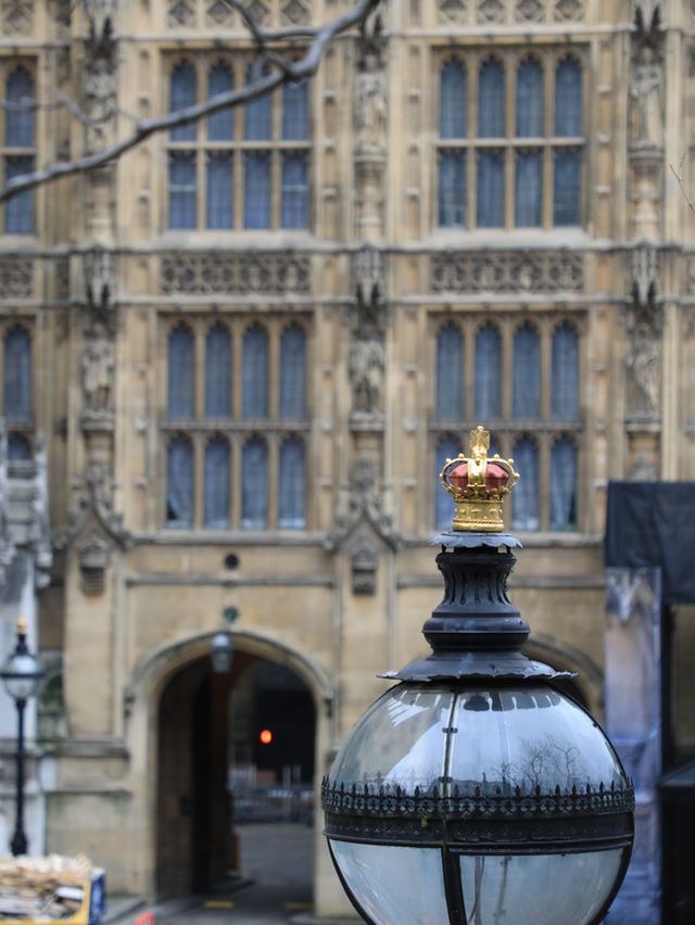【ロンドン🇬🇧】曇りの日でもおしゃれな国会議事堂