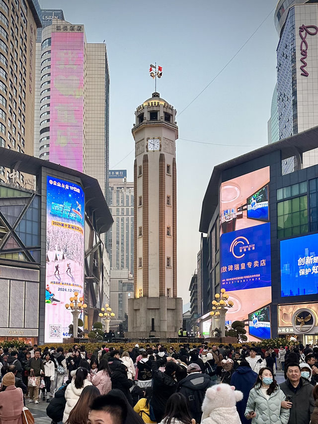 Countdown สุดคูล🎉Time square ในมหานครฉงชิ่ง