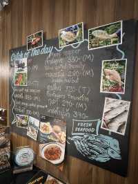 Fishmonger Ari ร้าน Fish & Chips เจ้าดัง