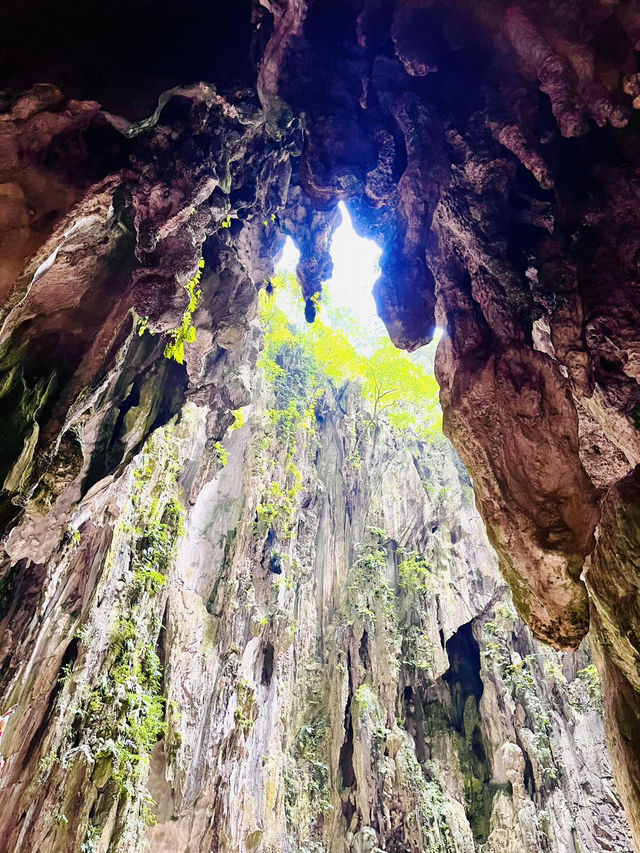 Stunned with Batu Caves Magnificent View - Must-visit!