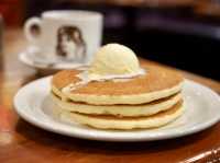 Fluffy Pancakes & Cozy Vibes at The Pancake Parlour