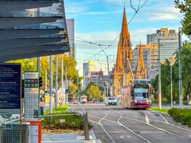 "Melbourne: The Heartbeat of Culture, Coffee, and Creativity"