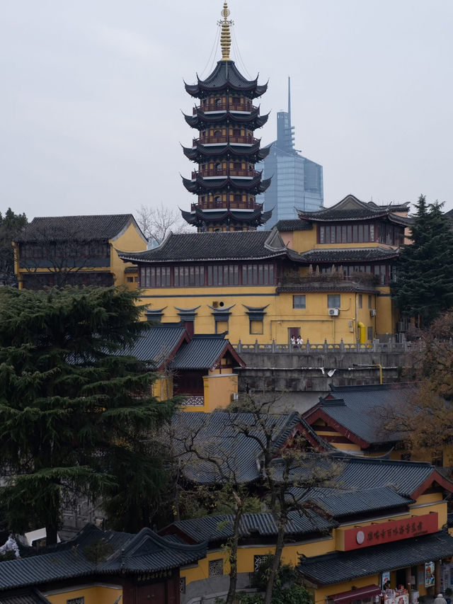 Discover unique mix of Ancient Herotage and Urban Architecture of Nanjing