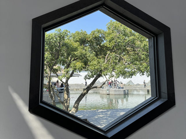 A Masterpiece of Light and Geometry: Our Visit to Suzhou Museum