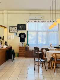 Olden House cafe