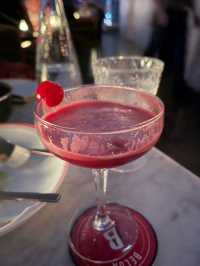 ร้านอาหารเบลเยี่ยม บน Rooftop bar ชั้น 32 
