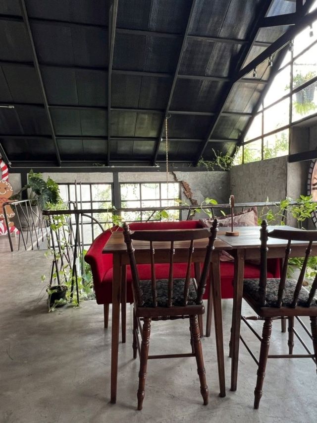 Once Upon A Tree Cafe Bangkok