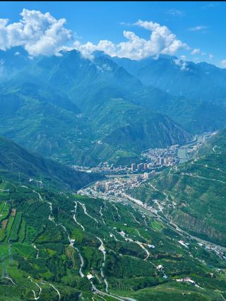 Wenchuan Overlook Viewing Platform