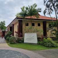 Relaxing Stay at Holiday Inn Batam