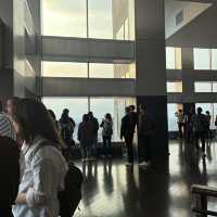 【デートにオススメ】東京 新宿 東京都庁第一本庁舎北展望室 東京の真ん中で無料で絶景が見られるスポット