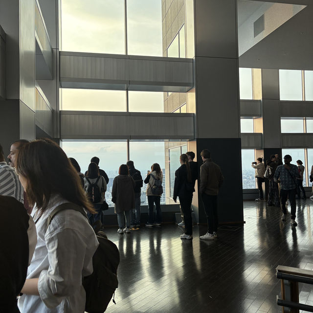 【デートにオススメ】東京 新宿 東京都庁第一本庁舎北展望室 東京の真ん中で無料で絶景が見られるスポット