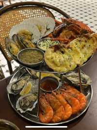 Everywhere Lobster Club— lobster-centric dishes