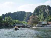 ล่องเรือที่พายด้วยเท้ากับธรรมชาติสวยงาม