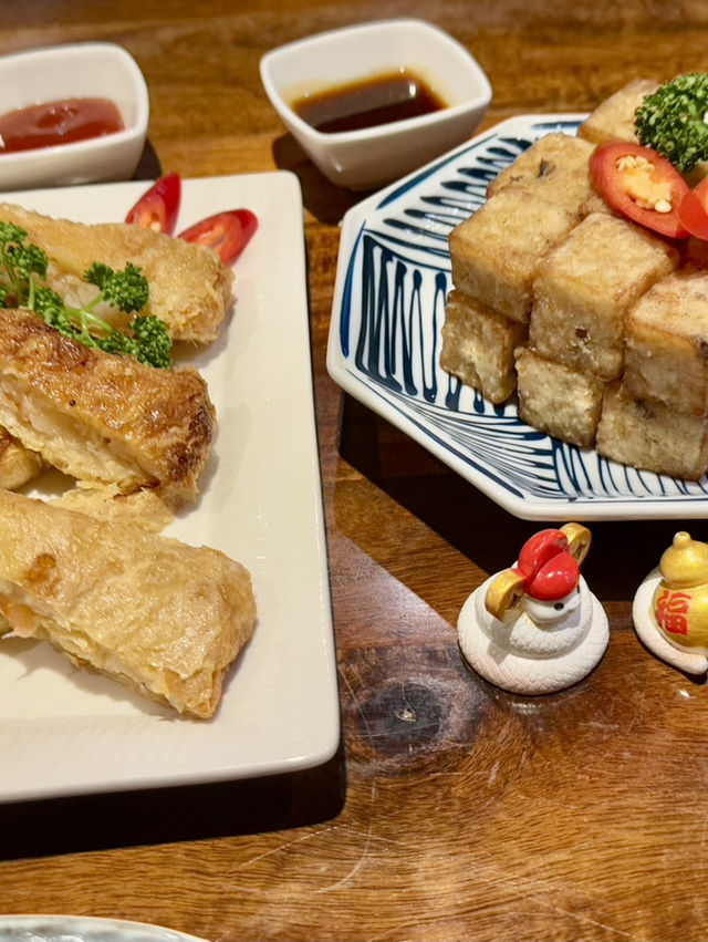 高雄大立百貨A館8樓（十二月）粥品.茶飲.私房菜.豐富食材.正宗的美味.值得推薦大家